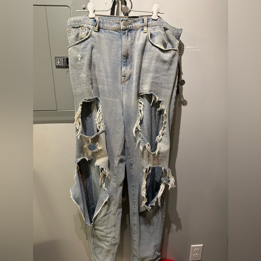 BDG (Urban Outfitters) Ripped Jeans